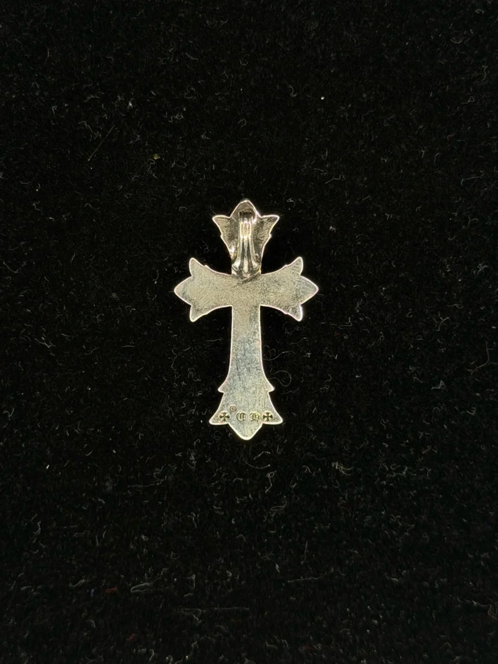 Chrome Hearts Classic Floral Cross Diamond Studded Overlap Stack Unisex Pendant